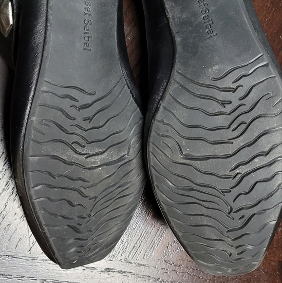 ***CLEARANCE SALE ***Josef Seilbel heels - Picture 4 of 6